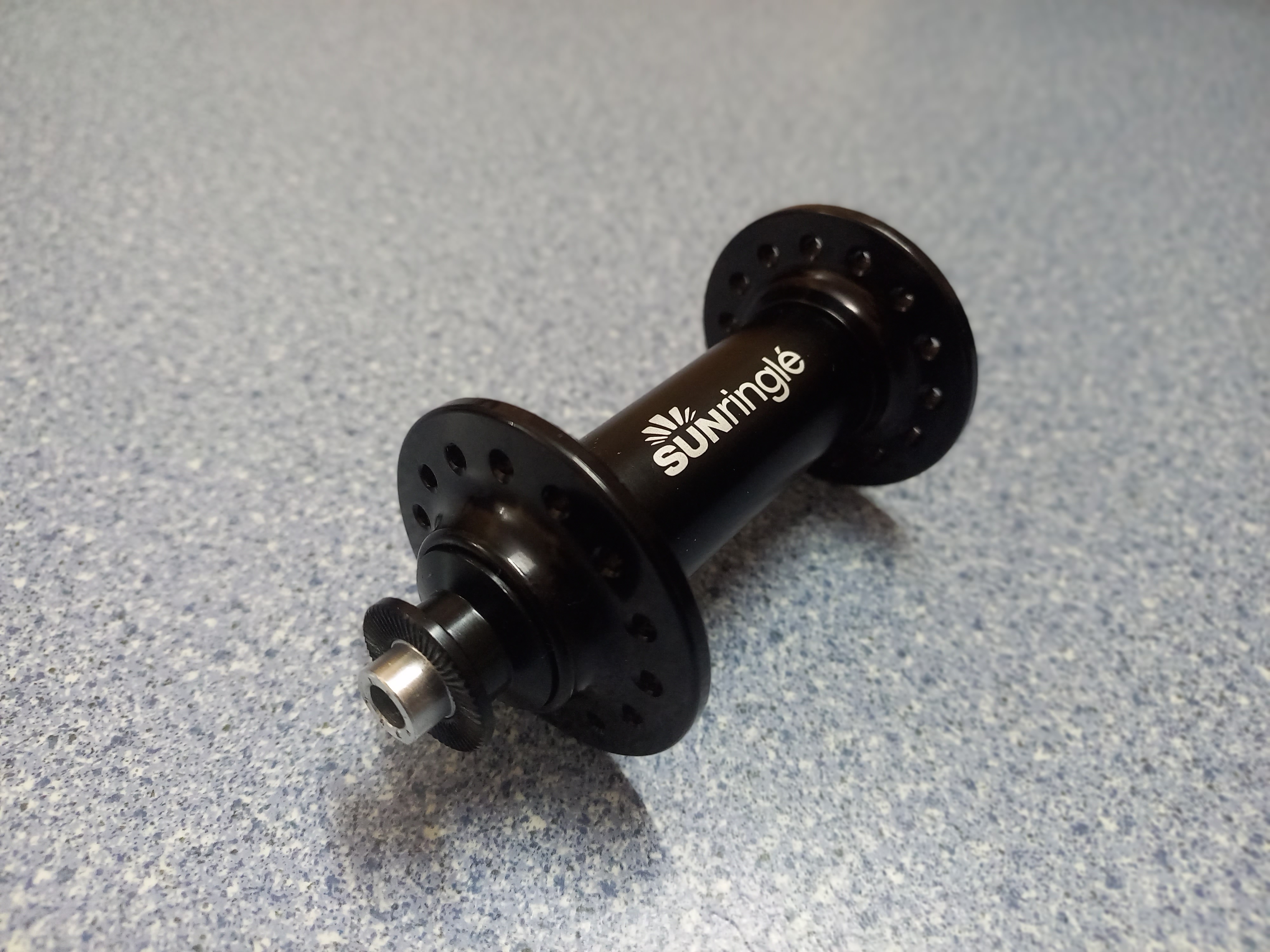SunRingle MTB/RD Hub Front - Flea SunRingle MTB/RD Hub Front - Flea