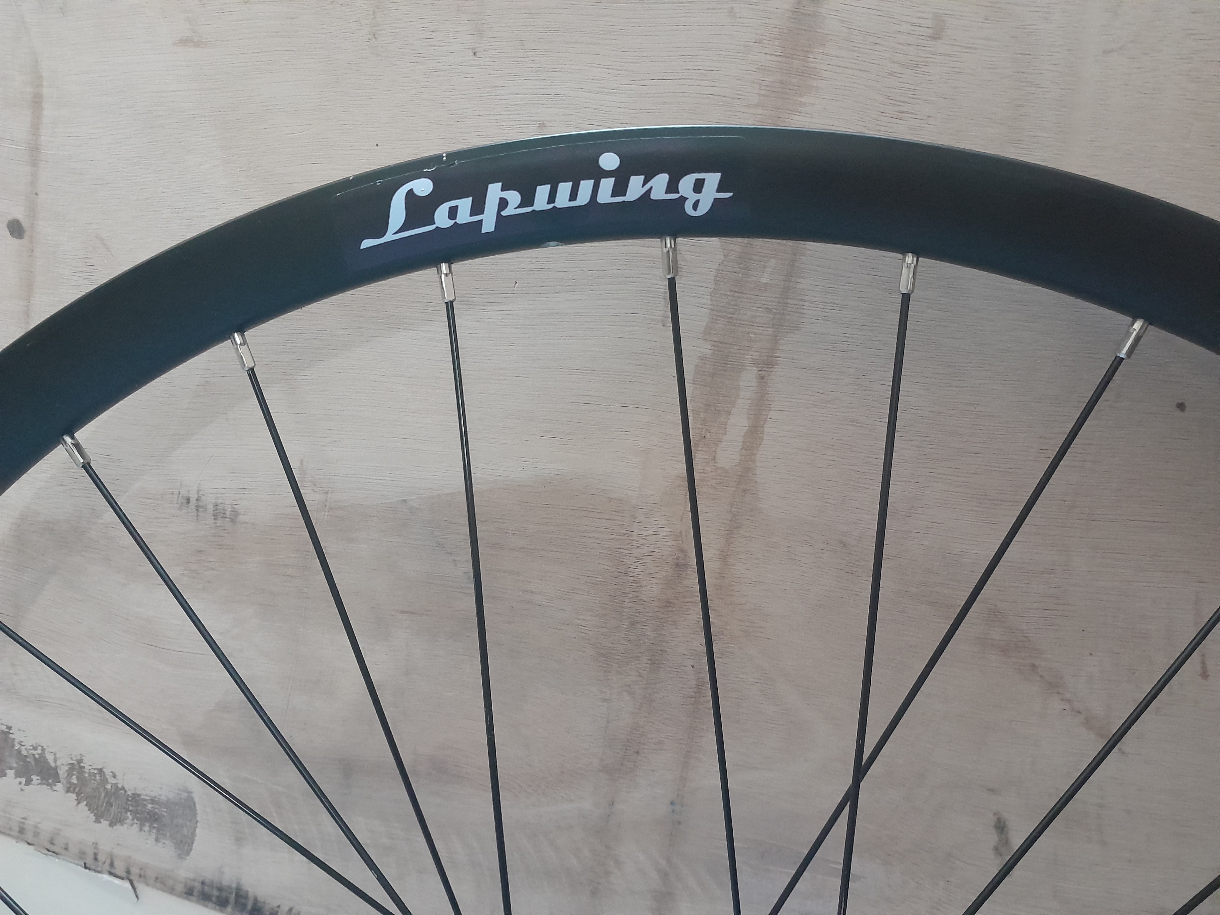 LAPWING WHEEL SET 6Bolt DISC, Thru-Axel LAPWING WHEEL SET 6Bolt DISC, Thru-Axel