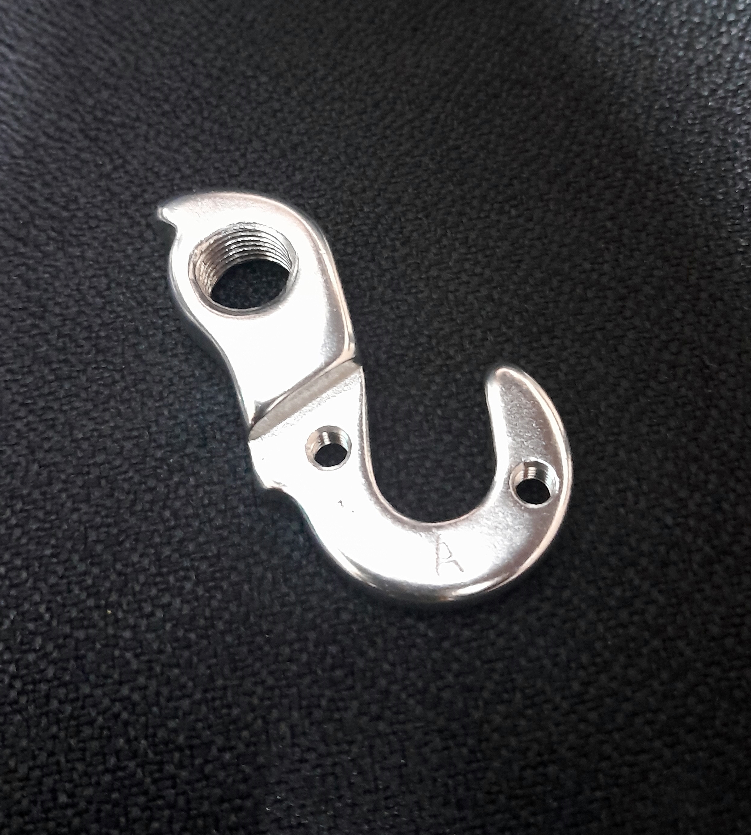 H001 derailleur hanger Convolution